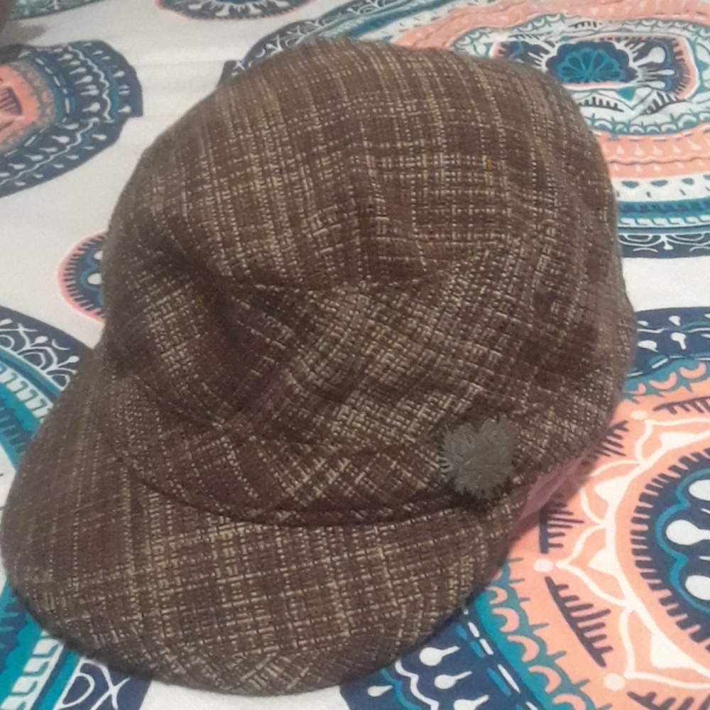 Hat - Picture 2 of 3